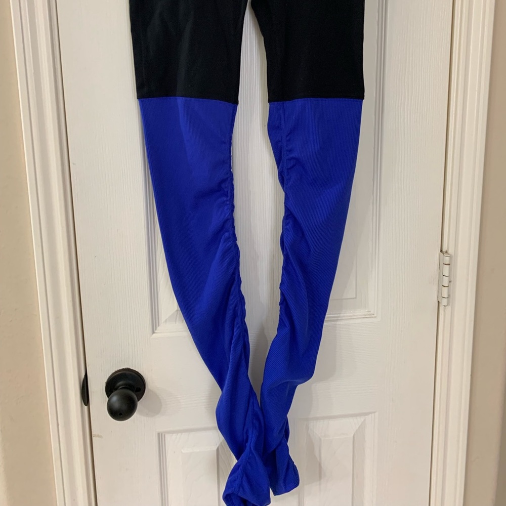 Alo goddess pants